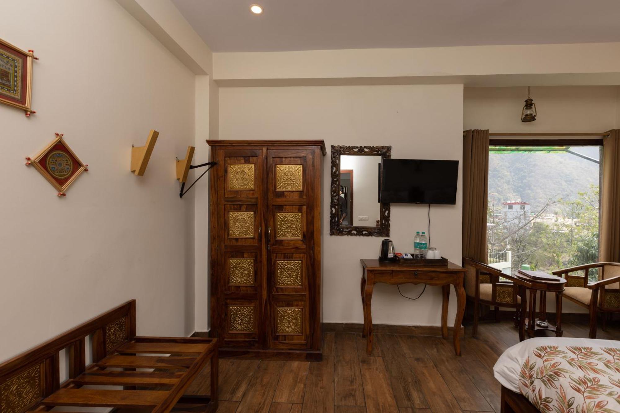 Yogved Hospitality & Resort Rishīkesh Dış mekan fotoğraf