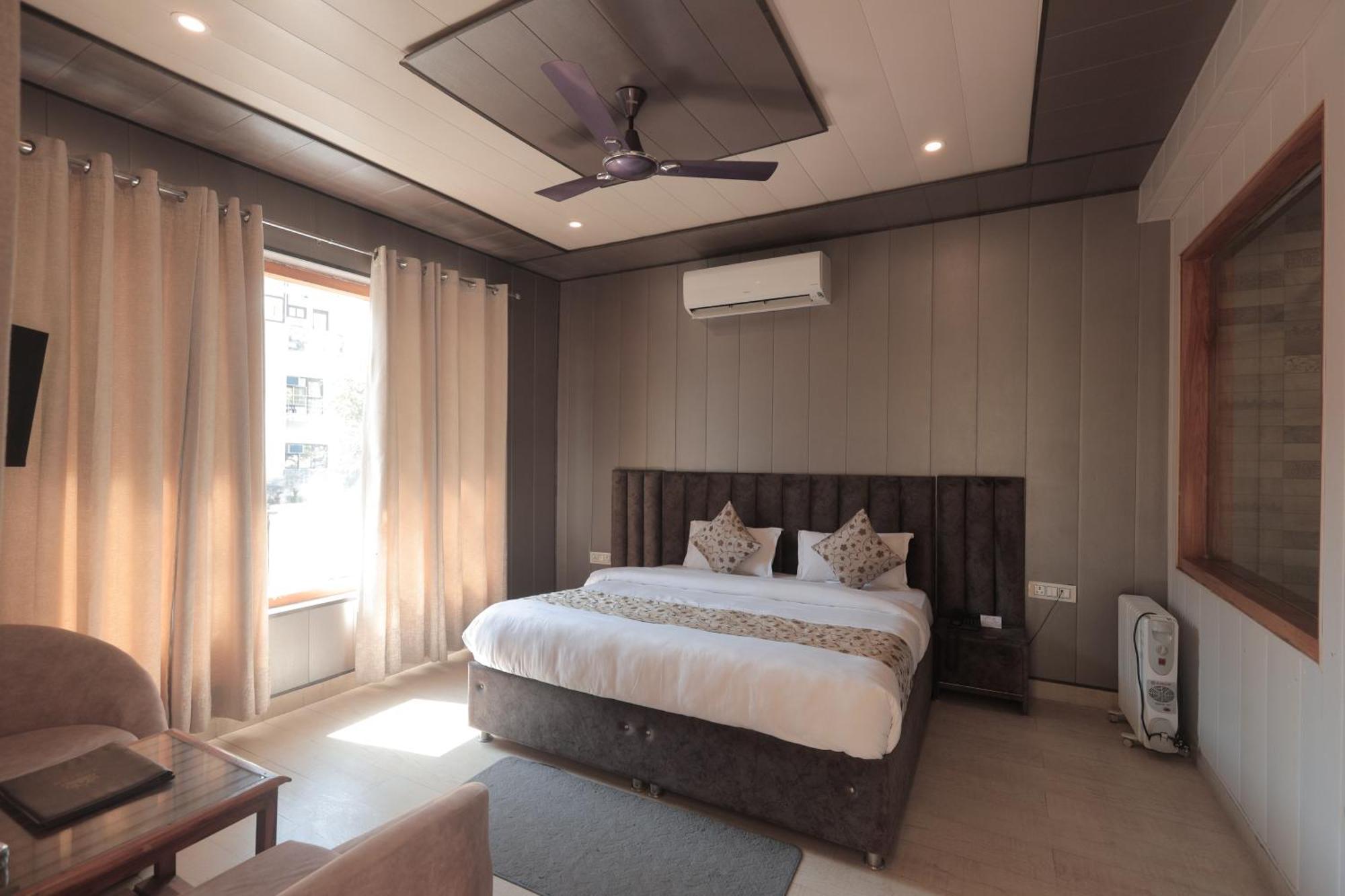Yogved Hospitality & Resort Rishīkesh Dış mekan fotoğraf
